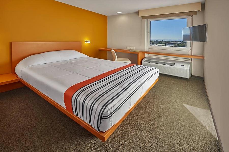 City Express Junior By Marriott Leon Centro De Convenciones Exterior photo
