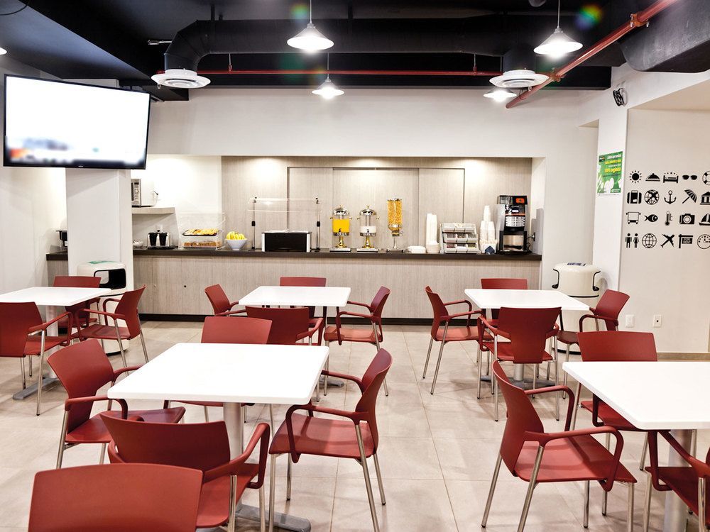 City Express Junior By Marriott Leon Centro De Convenciones Exterior photo